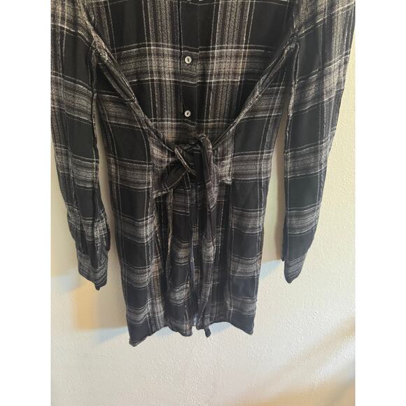 Michael Stars Plaid Belted dress - Picture 3 of 6